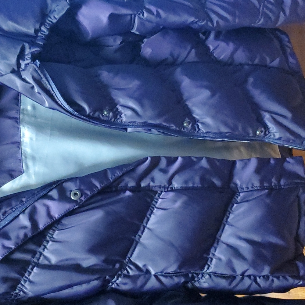 Coat - Picture 2 of 3